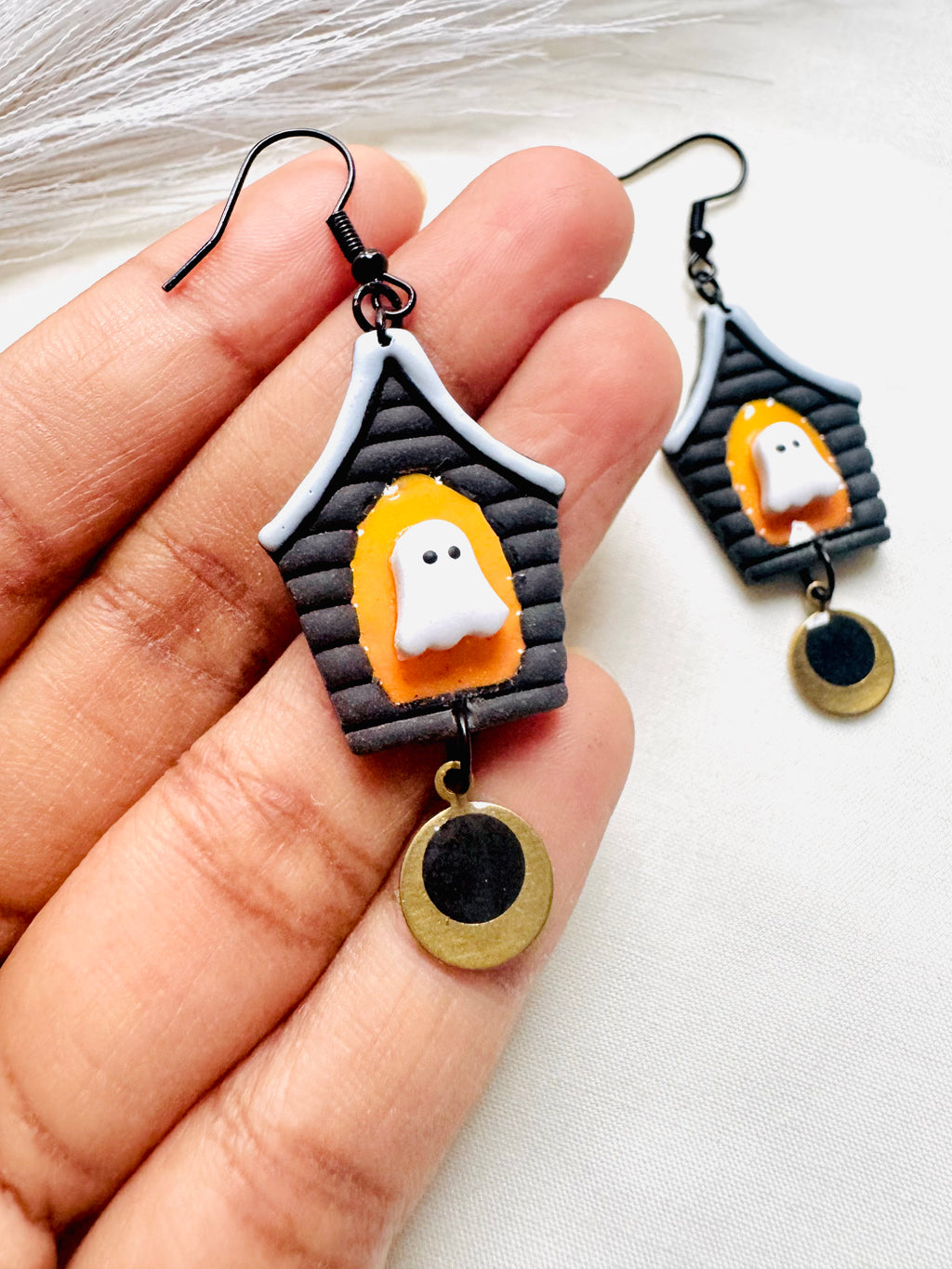 Halloween Haunted House Ghosties
